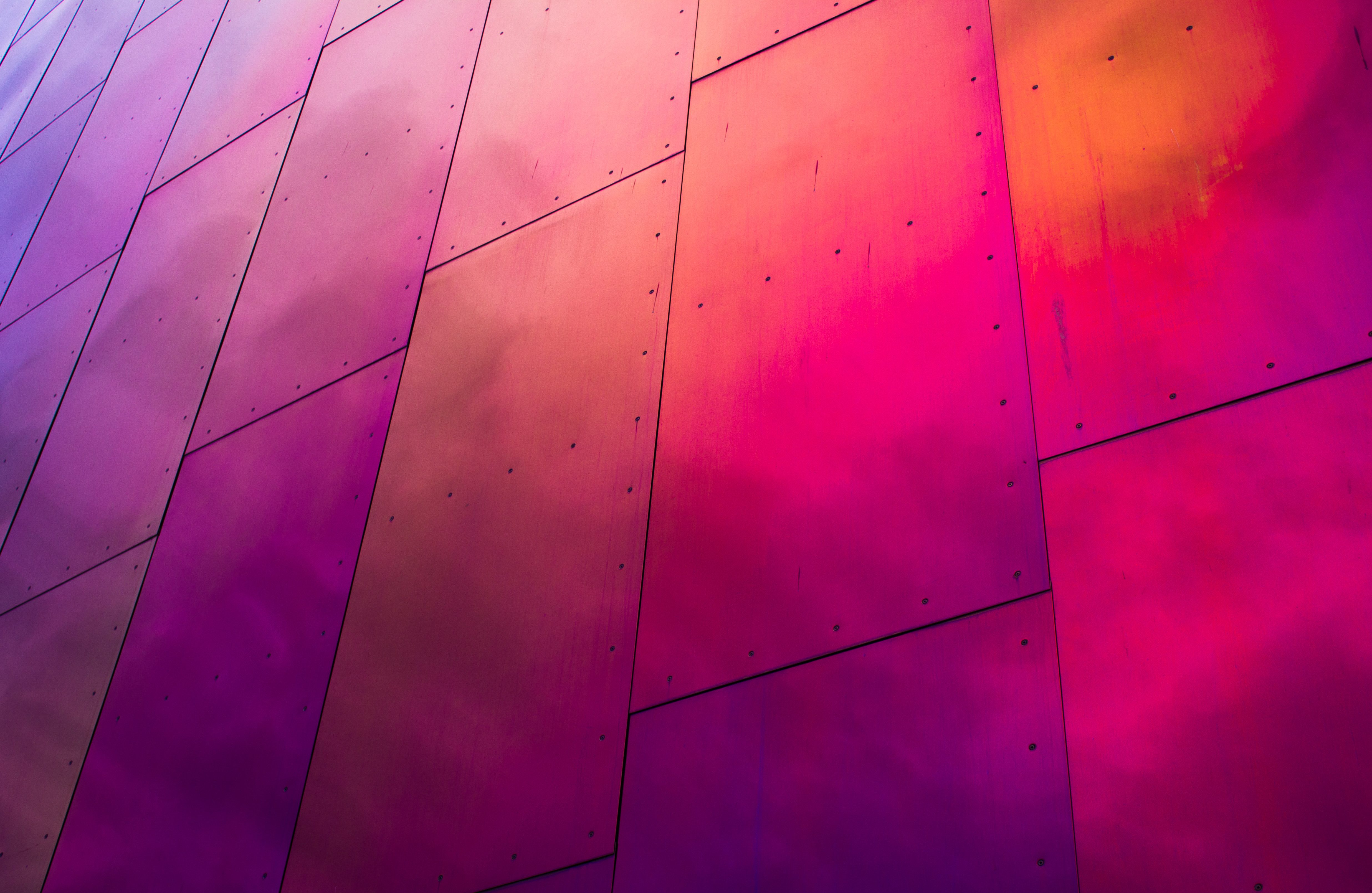 Use Case: An example of threat hunting with Converged SIEM